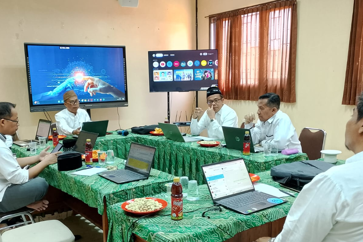 KAPRODI MAGISTER EKONOMI SYARIAH IKUTI RAPAT PIMPINAN PASCASARJANA IAIN MADURA